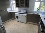 4 Bedrooms Detached house for rent in St James´s Drive,...