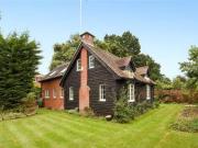 4 Bedrooms Detached house for rent in Wiltshire Road,...