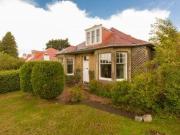 4 Bedrooms Detached house for sale in 201 Braid Road,...