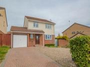 4 Bedrooms Detached house for sale in Arrendene Road,...