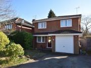 4 Bedrooms Detached house for sale in Beehive Lane,...