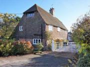 4 Bedrooms Detached house for sale in Bodiam Road,...