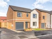 4 Bedrooms Detached house for sale in Braithwell Road,...