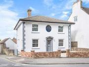 4 Bedrooms Detached house for sale in Brighton Road,...