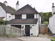 4 Bedrooms Detached house for sale in Burnt Hill Road,...