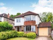 4 Bedrooms Detached house for sale in Byron Avenue,...