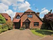 4 Bedrooms Detached house for sale in Chackfield Drive,...