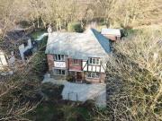4 Bedrooms Detached house for sale in Chorley Old Road,...