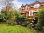 4 Bedrooms Detached house for sale in Church Street,...