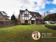 4 Bedrooms Detached house for sale in Clos Elphan, St....