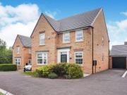 4 Bedrooms Detached house for sale in Crossley Avenue,...