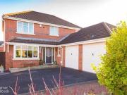 4 Bedrooms Detached house for sale in Croyde Close,...