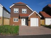 4 Bedrooms Detached house for sale in Deane Close,...