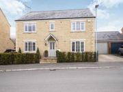 4 Bedrooms Detached house for sale in Desert Orchid...