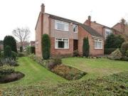 4 Bedrooms Detached house for sale in Hazlemere Avenue,...