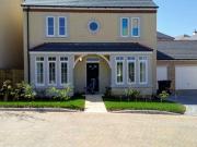 4 Bedrooms Detached house for sale in Helena Crescent,...