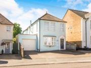 4 Bedrooms Detached house for sale in Hertford Road,...