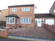 4 Bedrooms Detached house for sale in Kempston, Beds MK42