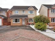4 Bedrooms Detached house for sale in Kennedy Way, Airth FK2