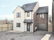 4 Bedrooms Detached house for sale in Kingwell Court,...