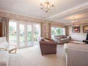 4 Bedrooms Detached house for sale in Little Sutton...