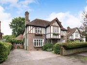 4 Bedrooms Detached house for sale in Ludlow Avenue,...