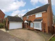 4 Bedrooms Detached house for sale in Marshall Close,...