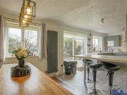 4 Bedrooms Detached house for sale in Meadow Vale,...