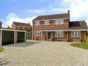 4 Bedrooms Detached house for sale in Mellow Ground,...