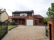 4 Bedrooms Detached house for sale in Mexborough Road,...