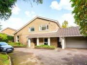 4 Bedrooms Detached house for sale in Raglan Road,...