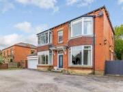 4 Bedrooms Detached house for sale in Ripponden Road,...