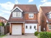 4 Bedrooms Detached house for sale in Rivermead, Off...