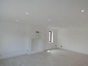 4 Bedrooms Detached house for sale in Robbins Bridge...
