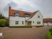 4 Bedrooms Detached house for sale in Saxon Place,...