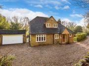 4 Bedrooms Detached house for sale in South Parade,...