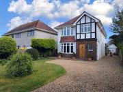 4 Bedrooms Detached house for sale in Southgate Road,...