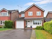 4 Bedrooms Detached house for sale in Staples Hill,...