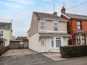 4 Bedrooms Detached house for sale in Station Road,...