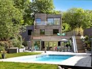 4 Bedrooms Detached house for sale in Stonehouse Lane,...