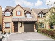 4 Bedrooms Detached house for sale in Stoutsfield Close,...
