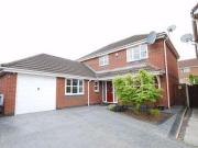 4 Bedrooms Detached house for sale in Sutton Close,...