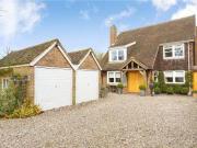 4 Bedrooms Detached house for sale in The Street, High...