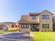 4 Bedrooms Detached house for sale in Victoria Gardens,...