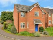 4 Bedrooms Detached house for sale in Winchfield,...