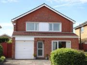 4 Bedrooms Detached house for sale in Windermere...