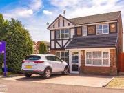 4 Bedrooms Detached house for sale in Wycombe Drive,...