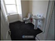 4 Bedrooms End terrace house for rent in Galvelmore St,...