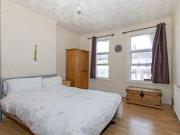 4 Bedrooms End terrace house for rent in Langdale Road,...