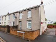 4 Bedrooms End terrace house for sale in Bute Terrace,...